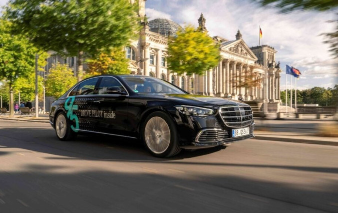 Πλέον το DRIVE PILOT είναι το ταχύτερο σύστημα αυτόνομης οδήγησης Επιπέδου 3 στον κόσμο Mercedes-Benz autonomous driving