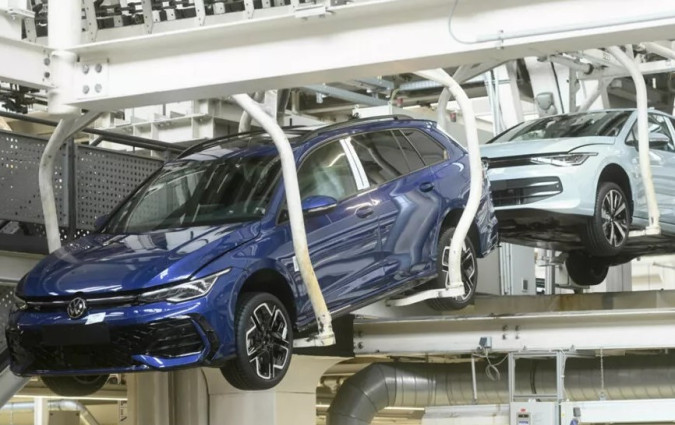 Όταν η Volkswagen δηλώνει ότι η Γερμανία δεν είναι πλέον ανταγωνιστική αναφορικά με την παραγωγή αυτοκινήτων, ετοιμάζεται για μετανάστευση. Volkswagen