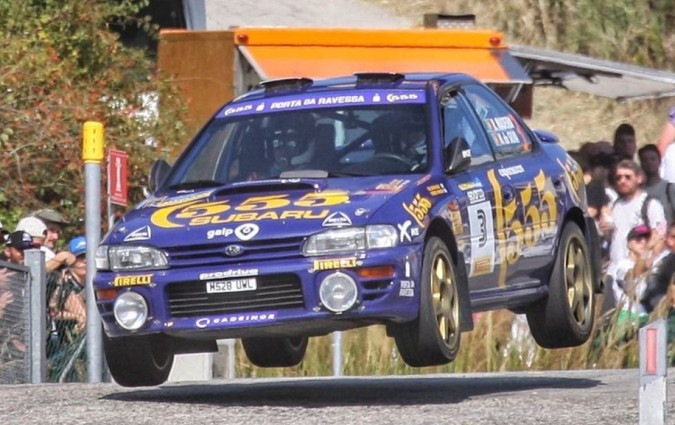 Το να αποκτήσεις ένα αγωνιστικό που οδηγούσε επί τρία χρόνια ο μέγιστος Colin McRae είναι φοβερή τιμή. Πόσω μάλλον αν είναι ετοιμοπόλεμο για να ορμήσει και πάλι σε ειδικές διαδρομές. Subaru Impreza