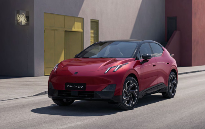 To Lynk & Co 02 θα είναι διαθέσιμο στην ελληνική αγορά το πρώτο τρίμηνο του 2025, ξεκινώντας από τις €35.945 χωρίς την κρατική επιδότηση Lynk & Co 02