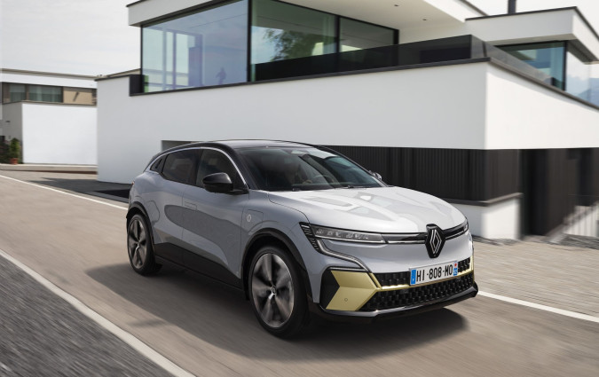 Το είναι ετοιμοπαράδοτο Renault Mégane E-Tech με το συνολικό όφελος των €10.600 κοστίζει πλέον €27.800 Renault Mégane E-Tech