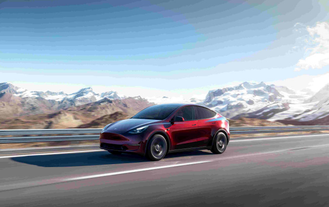 Το εφταθέσιο Tesla Model Y είναι διαθέσιμο στην ελληνική αγορά στην τιμή των €51.990 Tesla Model Y 7 Seater