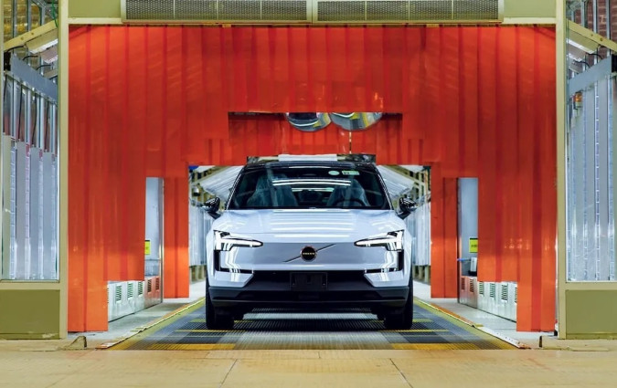 Το Volvo EX30 ήταν το δεύτερο σε πωλήσεις ηλεκτρικό για το μήνα Αύγουστο στην Ευρώπη, με 6.377 ταξινομήσεις Volvo EX30