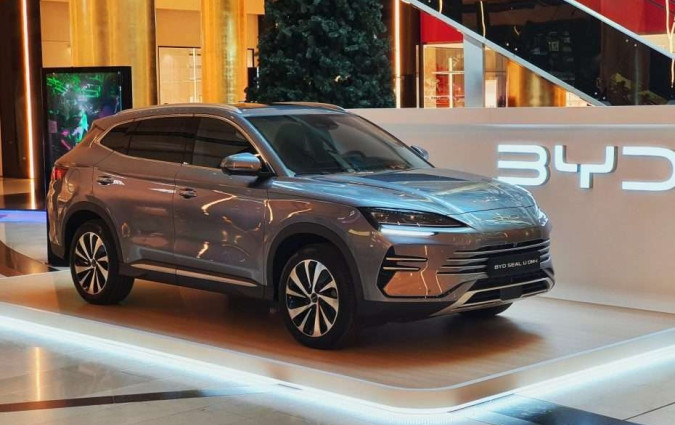 To BYD Seal U DM-i είναι διαθέσιμο στην ελληνική αγορά σε δύο εκδόσεις, ξεκινώντας από τις €38.900 BYD Seal U DM-i