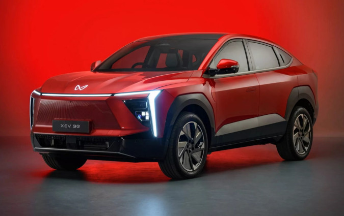 Είναι η πολυπληθέστερη χώρα του πλανήτη κι έχει χάσει έδαφος στην ηλεκτροκίνηση. Καιρός να ρεφάρει. Mahindra