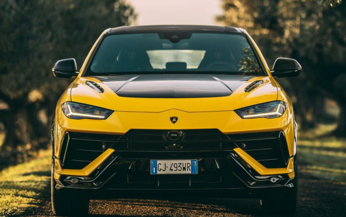 Εξηλεκρισμένη μεν αλλά όχι 100% ηλεκτρική θα φτάσει στην αγορά η δεύτερη γενιά της Lamborghini Urus Lamborghini Urus