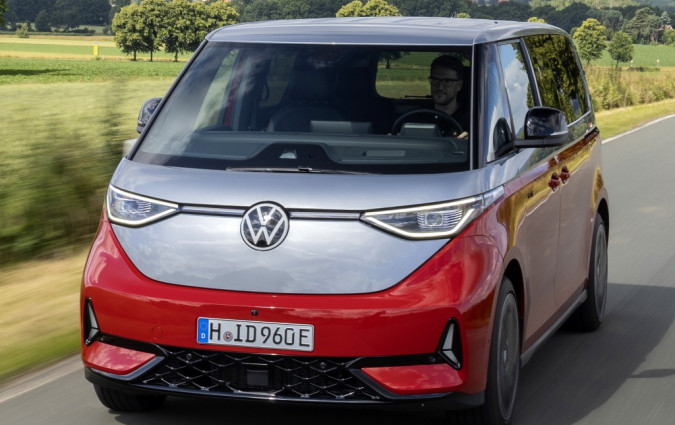 H πιο ενδιαφέρουσα προσθήκη στην γκάμα του VW ID.Buzz ακούει στο όνομα GTX και αποδίδει 340 ίππους VW ID.Buzz
