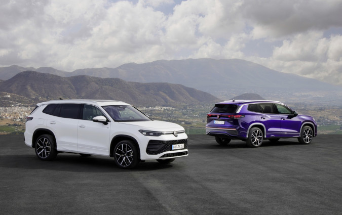 Το VW Tayron είναι διαθέσιμο σε εκδόσεις βενζίνης, ντίζελ και PHEV, ξεκινώντας από τις €47.900 VW Tayron
