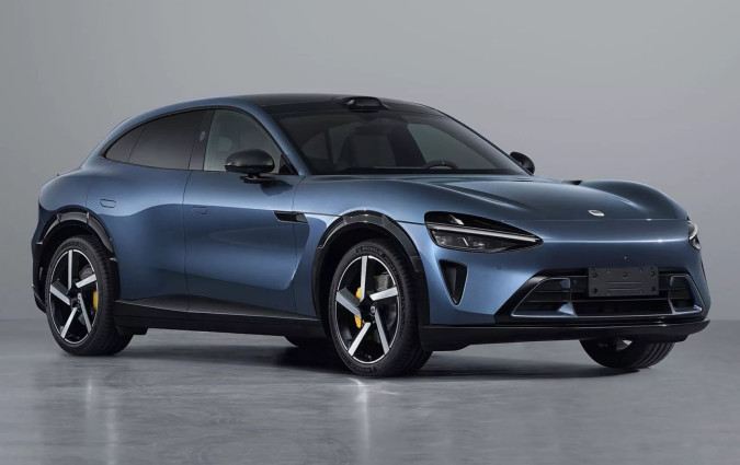 Μαντάρα τα έκαναν με τα βαφτίσια οι Κινέζοι: Το χαμηλό ονομάζεται SU7 και το SUV προσφωνείται YU7. Ανάποδα έπρεπε! Xiaomi YU7