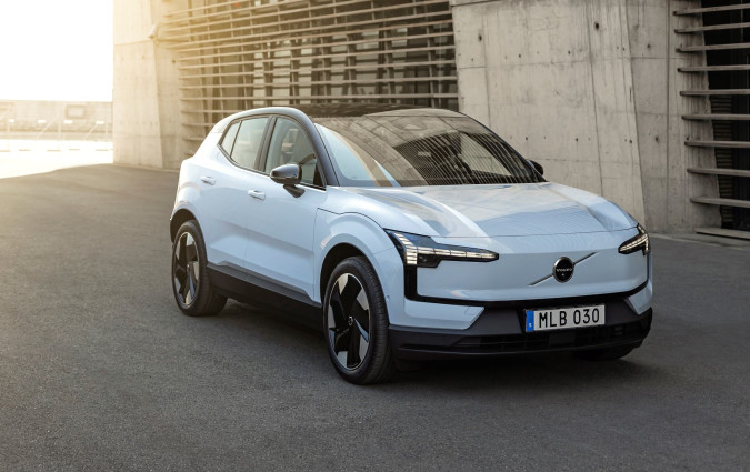 Το 2024 η Volvo πούλησε 2.240 αυτοκίνητα, εκ των οποίων τα 1.818 ήταν 100% ηλεκτρικά και PHEV Volvo EX30