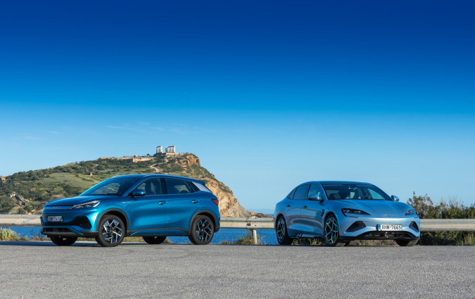 Τα BYD Dolphin και Atto 3 αναδείχθηκαν ως τα best-seller αυτοκίνητα στις κατηγορίες τους BYD Atto 3 & Seal