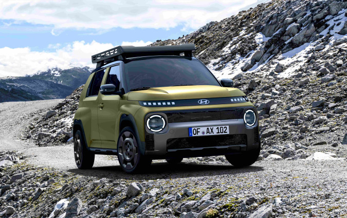 Τα νέα Hyundai Inster και Inster Cross και το πρωτότυπο Initium αντιπροσωπεύουν τη δέσμευση της κορεατικής φίρμας για μηδενικές εκπομπές και τη μετάβαση σε μια βιώσιμη κινητικότητα. Hyundai Inster Cross