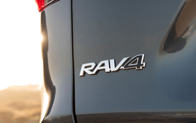 H έκτη γενιά του Toyota RAV4 αναμένεται να κυκλοφορήσει το 2026 Toyota RAV4