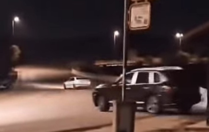 Σε σχέση με τις συνέπειες μιας μετωπικής, που αποφεύχθηκε για λίγα δευτερόλεπτα, ο οδηγός της Ε36 έπεσε στα μαλακά. Cayenne