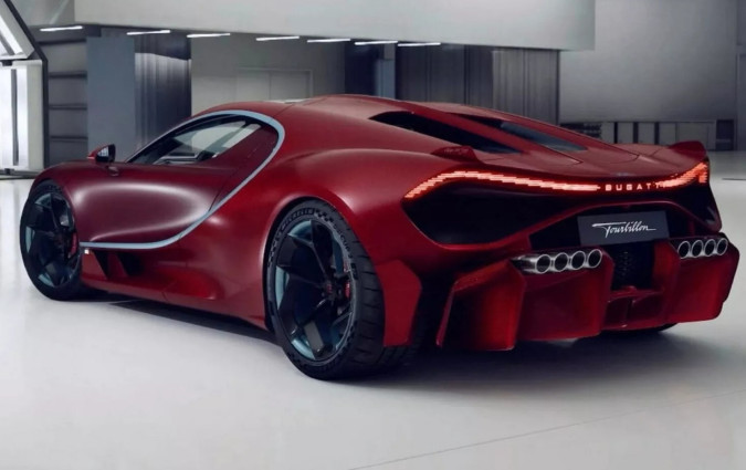 Αν είσαι φτωχός, σε βαφτίζουν «κάγκουρα» και σε αποφεύγουν. Αν είσαι πλούσιος, λέγεσαι «εκκεντρικός» και σε ζηλεύουν. Bugatti Tourbillon