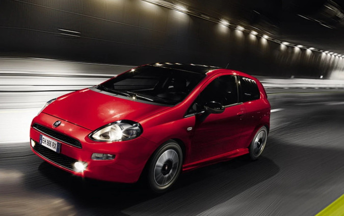 Το FIAT Punto θα μπορούσε να επιστρέψει είτε ως SUV είτε ως ένα μικρό, διασκεδαστικό αυτοκίνητο πόλης. Πάντα στη θεωρία όμως FIAT Punto