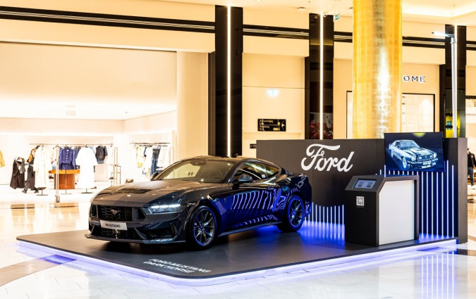Η νέα Ford Mustang Dark Horse αποδίδει 454 ίππους, 540 Nm και συνδυάζεται στάνταρ με χειροκίνητο κιβώτιο έξι σχέσεων της TREMEC Ford Mustang Dark Horse