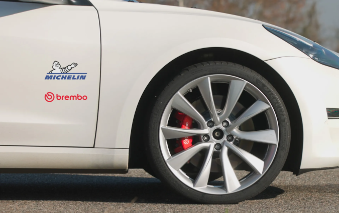 Το κοινό σύστημα Sensify των Michelin και Brembo θα μπορούσε να τοποθετηθεί σε μοντέλο παραγωγής εντός δύο έως τριών ετών. Michelin Brembo