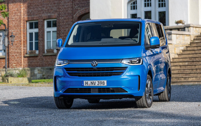 Οι παραγγελίες του VW Transporter για την ελληνική αγορά έχουν ανοίξει, με την τιμή του να ξεκινά από τις €38.800 VW Transporter