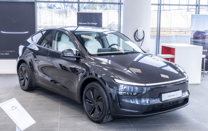 Η αυτονομία του τετρακίνητου Tesla Model Y Long Range, με τις 19άρες ζάντες μπορεί να φτάσει τα 600 km Preview: Tesla Model Y Long Range, Launch Series Photo © DRIVE Media GroupThanassis Koutsogiannis