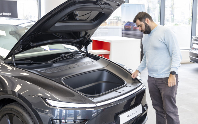 Αν ήταν άλλη εταιρεία, θα το χαρακτήριζε αυτοστιγμεί ως εντελώς νέο μοντέλο.  Model Y