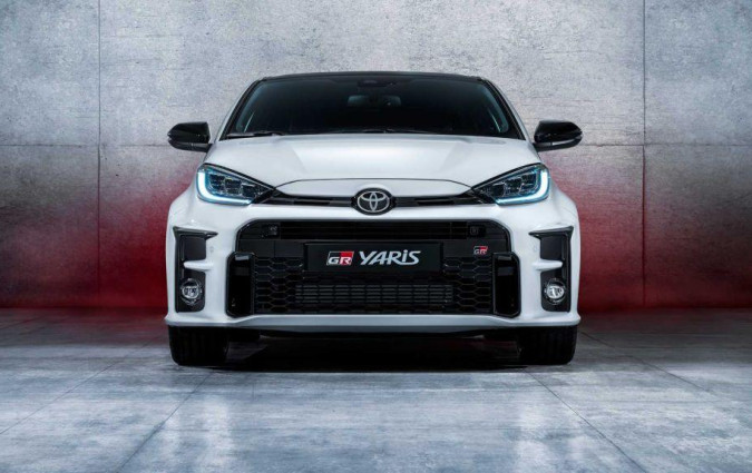 Ο δίλιτρος κινητήρας της Toyota αναμένεται να αποδίδει μέχρι και 400 άλογα και θα συνδυάζεται με ήπιο ή επαναφορτιζόμενο υβριδικό. Toyota