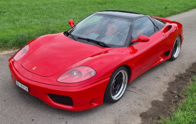 Ακόμα και ο πιο φανατικός οπαδός της Ferrari, δεν θα σπίλωνε έτσι το ιαπωνικό μοντέλο. Honda NSX