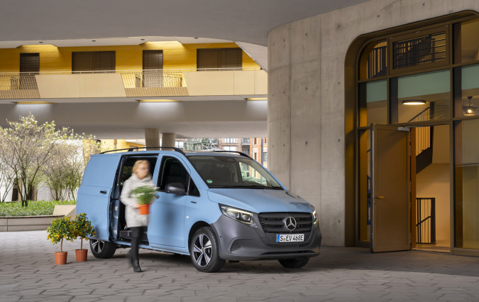 Με μέγιστη ισχύ φόρτισης σε DC, 110 kW, το Mercedes-Benz eVito μπορεί να φορτιστεί από 10% σε 80% μέσα σε 40 λεπτά. Mercedes-Benz eVito