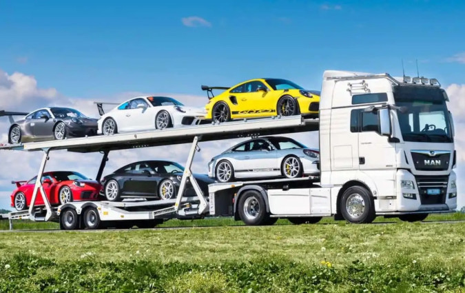 Η δημοπρασία με τις έξι Porsche 911 και το MAN TGX 18.640 θα πραγματοποιηθεί τον επόμενο μήνα στην Γερμανία χωρίς ελάχιστη τιμή εκκίνησης Porsche 911 & Man Auction