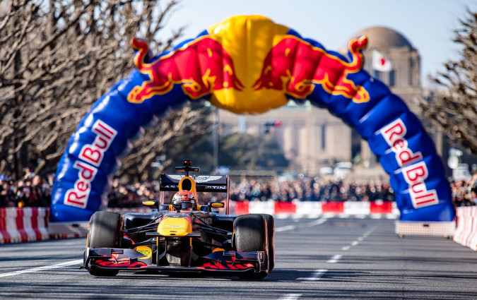Red Bull Showrun by ALUMIL