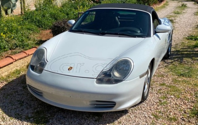 Η προφανής επιλογή είναι το Mazda MX-5. Αν όμως θες κάτι πιο εκλεκτό, η Porsche Boxster σού κλείνει το μάτι. Porsche Boxster