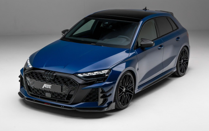 Μετά τα 130-140 που θα αρχίσει να παίρνει κεφάλι η Ιταλίδα, θα πατήσεις έντονα φρένο. Ήδη κινείσαι με αντικοινωνικές ταχύτητες. Όχι, όχι, δεν το έκανες επειδή θα έχανες, απλώς είσαι ώριμος. ABT RS3-R