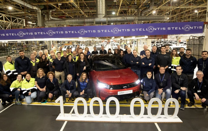 Το Opel Corsa παρέχει μια ευρεία γκάμα κινητήρων, με θερμικές, ήπια υβριδικές και φουλ ηλεκτρικές εκδόσεις Opel Corsa one million