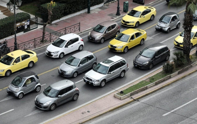 Τα τέλη κυκλοφορία με τον μήνα τίθενται από σήμερα σε ισχύ και ο ιδιοκτήτης στην ουσία θα πρέπει ήδη να έχει προαποφασίσει ποιους μήνες θα χρησιμοποιήσει το αυτοκίνητό του Τέλη κυκλοφορίας