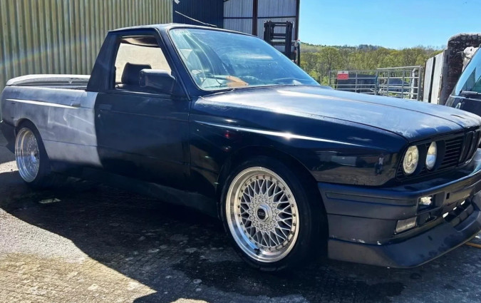 Δύσκολα θα βρεις πιο cool «φορτηγάκι». Αλλά θέλει να ασχοληθείς ενεργά, για να ολοκληρώσεις το πρότζεκτ. BMW E30