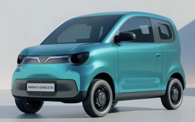 Το νέο VinFast Minio Green εξοπλίζεται με ηλεκτροκινητήρα 26 ίππων και πετυχαίνει μέγιστη ταχύτητα 85 km/h. VinFast Minio Green