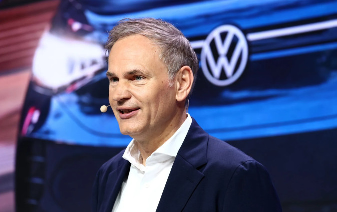 Ο CEO του Ομίλου Volkswagen, Oliver Blume, χαρακτήρισε τις διαπραγματεύσεις με την κυβέρνηση των ΗΠΑ «δίκαιες» και «εποικοδομητικές». Oliver Blume Volkswagen