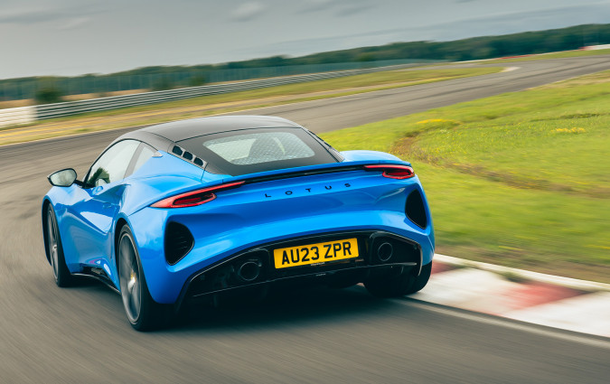 Δεν προβλέπεται περαιτέρω εξέλιξη του V6 της Lotus Emira καθώς δεν πληροί τις προδιαγραφές εκπομπών Euro 7 Lotus Emira