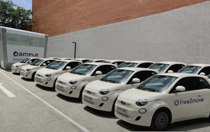 Η FIAT, μέσω της Free2move Charge στοχεύει να αξιοποιήσει τα δεδομένα από αυτό το εγχείρημα ώστε να αξιολογήσει την εφαρμογή του σε ευρύτερη κλίμακα FIAT 500e battery swap