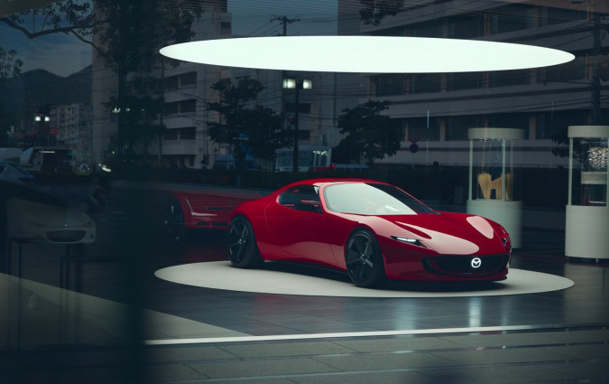 Το πρωτότυπο Mazda Iconic SP δείχνει έτοιμο για παραγωγή, με στόχο να αναβιώσει το πνεύμα του RX-7 και να πλαισιώσει το νέο Miata. Mazda Iconic SP