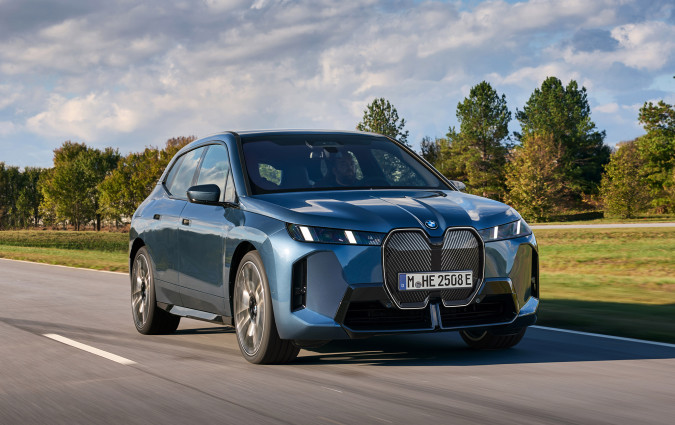 BMW iX