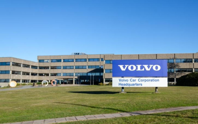 Η συμφωνία αποτελεί επέκταση της υφιστάμενης μακροχρόνιας συνεργασίας ανάμεσα σε Volvo και SSAB  Volvo Headquarters