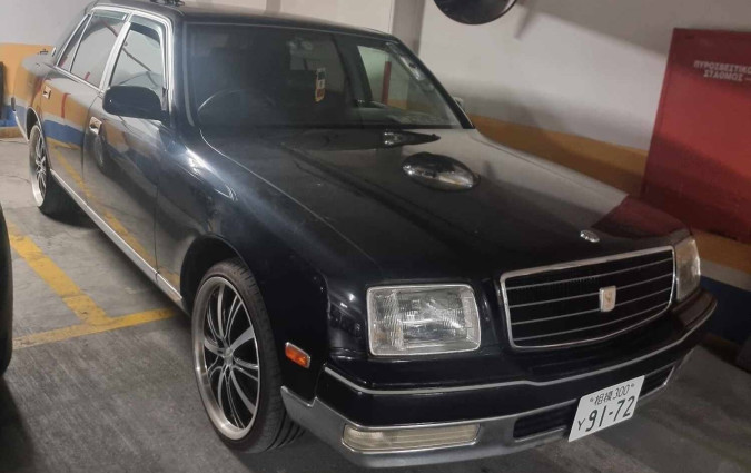 Toyota Century
