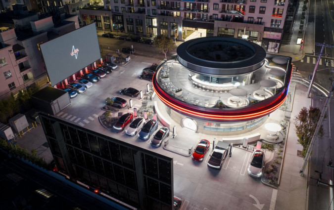 Σε κάθε περίπτωση, το Tesla Diner δείχνει τον δρόμο για το μέλλον των σταθμών φόρτισης. Tesla Diner