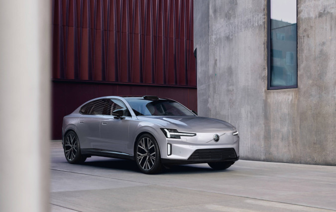 H Volvo δηλώνει αποφασισμένη να συνεχίσει την πορεία εξηλεκτρισμού της γκάμας της. volvo