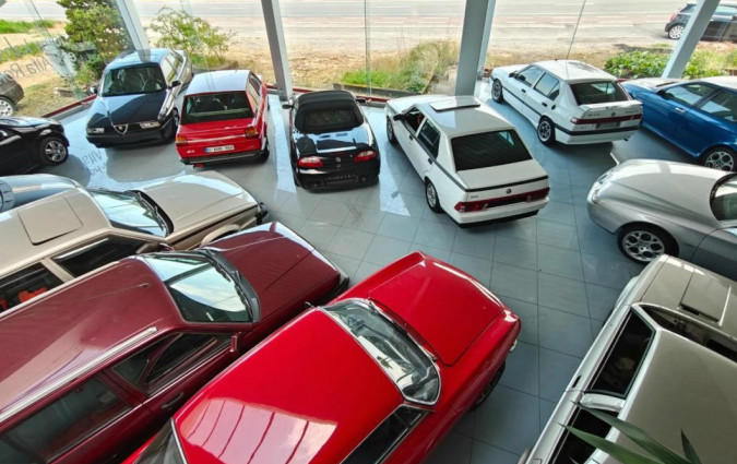 Όλες αυτές οι Alfa Romeo μαζί συνθέτουν ένα σιωπηλό μνημείο πάθους για την ιταλική αυτοκίνηση... Alfa Romeo