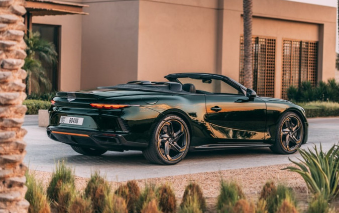 Λέγεται ανθρώπινη ματαιοδοξία και διογκώνεται συνεχώς. Bentley