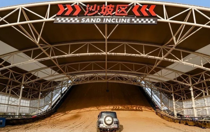 Πώς νιώθει ένα 5χρονο μέσα στο Jumbo; Ετοιμάσου να βιώσεις το ίδιο συναίσθημα. BYD