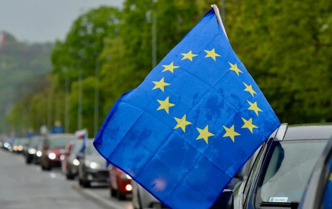 EU
