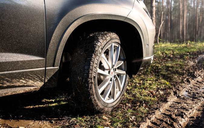 Με το Grabber Cross A/S, η General Tire επιβεβαιώνει τη δέσμευσή της να προσφέρει ασφαλείς, αξιόπιστες και καινοτόμες λύσεις κινητικότητας, τόσο στην άσφαλτο όσο και πέρα από αυτή General Tire Grabber Cross A/S
